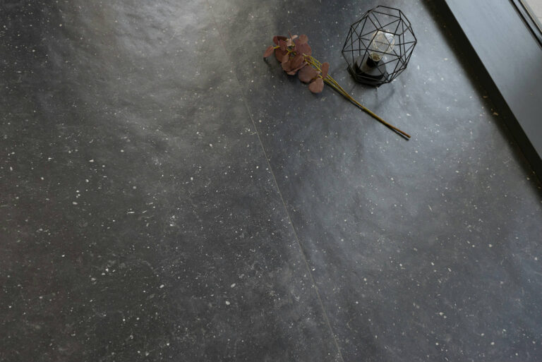 SPACE MATT BLACK 60X120 AMBIENTE NEWKER